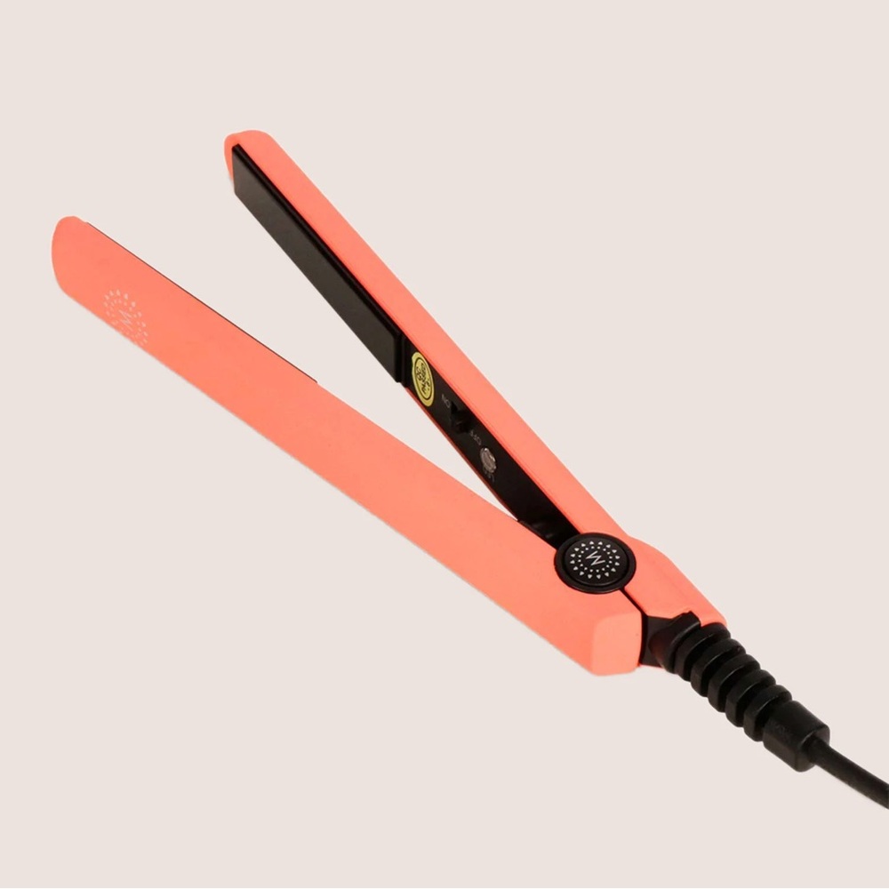 MSRP $99 Malina Travel Kit: Your On-the-Go Hair Styling - Picture 2 of 5